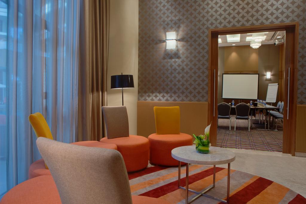 Majestic Arjaan By Rotana - 5*