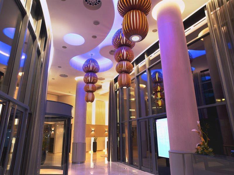 Апарт-отель Majestic Arjaan By Rotana -