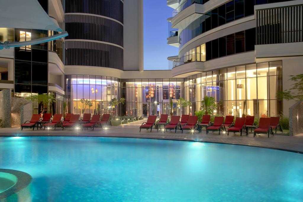 Majestic Arjaan By Rotana - Апарт-отель 5*